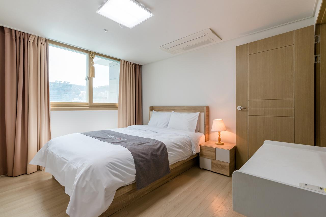 Home Fourest Residence Hotel Okpo Geoje Zewnętrze zdjęcie